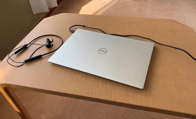 XPS13を持ち出してみる