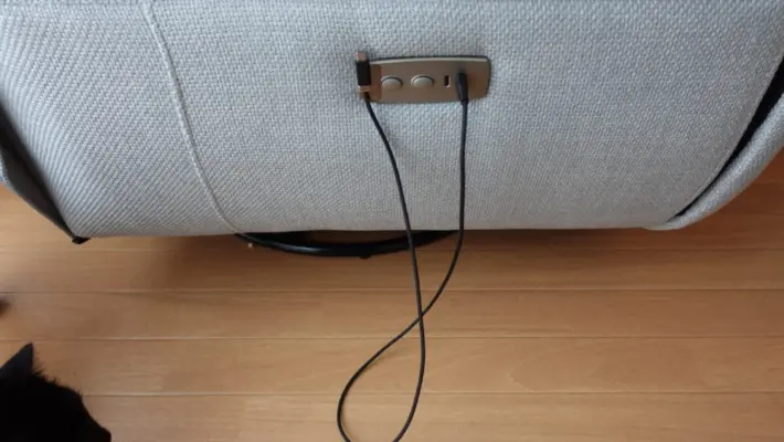 FlexiSpot XRC5 Proは急速充電器にはならない