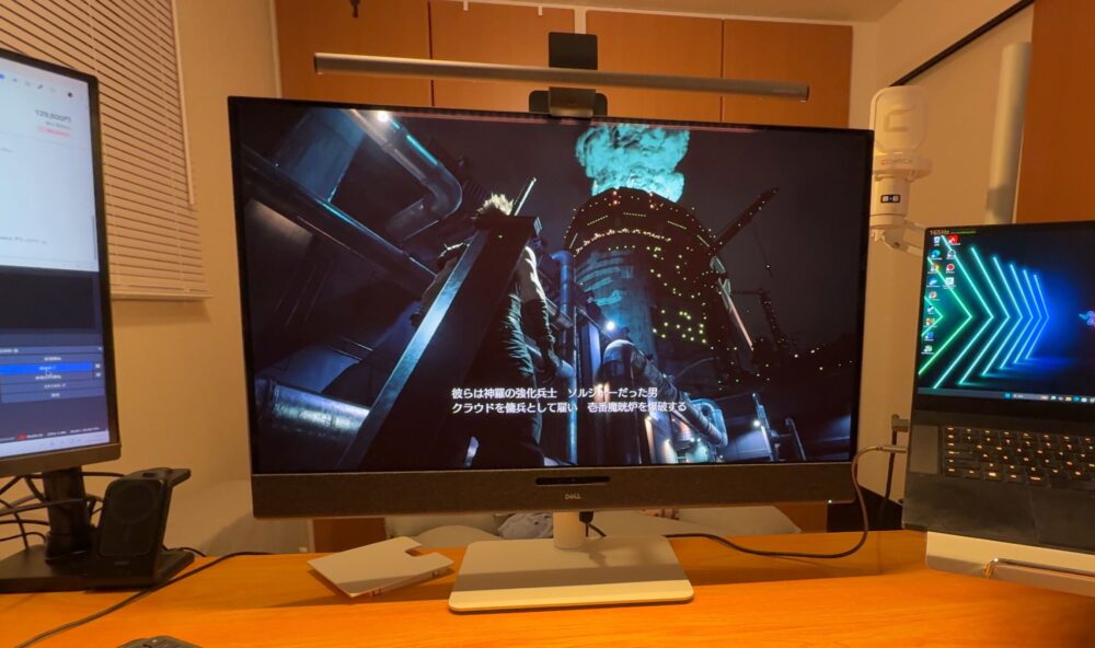 Dell4Ｋモニターの黒が綺麗