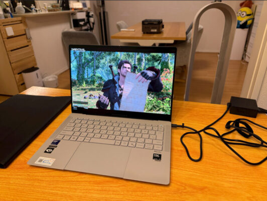 ASUS ExpertBook Ultra FF14ベンチマーク
