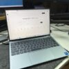 机の上で使っているDell XPS 13（DX13260）スカイ