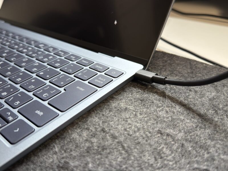 deleteキーの右隣に電源キーがある右上の配列